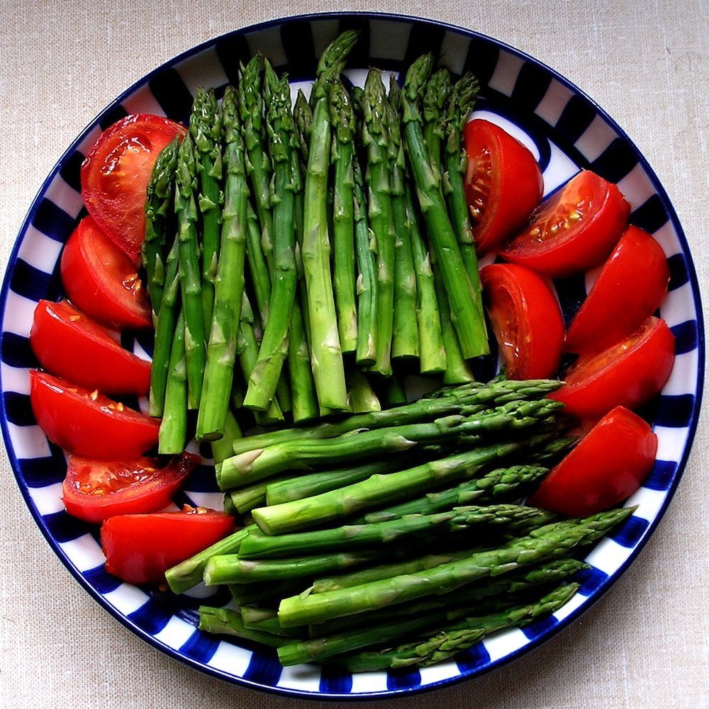 Companion Planting: Asparagus and Tomatoes