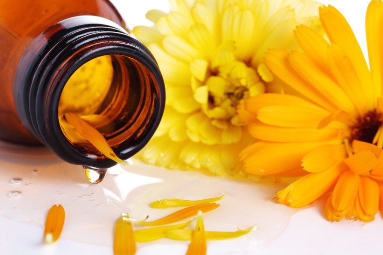 Overhaul Your Medicine Cabinet with Herbal Remedies
